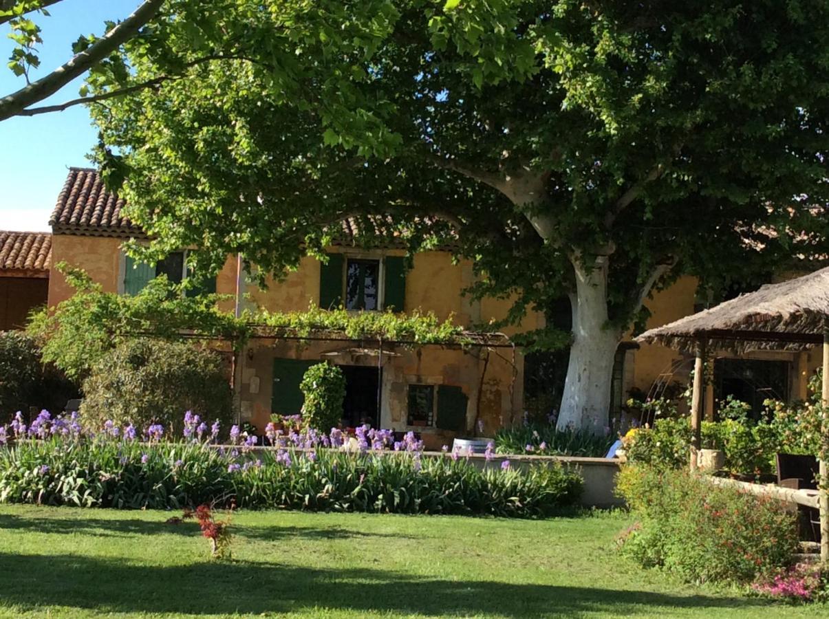 La Bergerie De Castellan Bed & Breakfast Verquieres Bagian luar foto